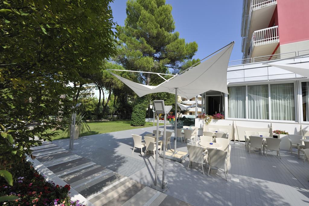 Hotel Eden Bibione Luaran gambar