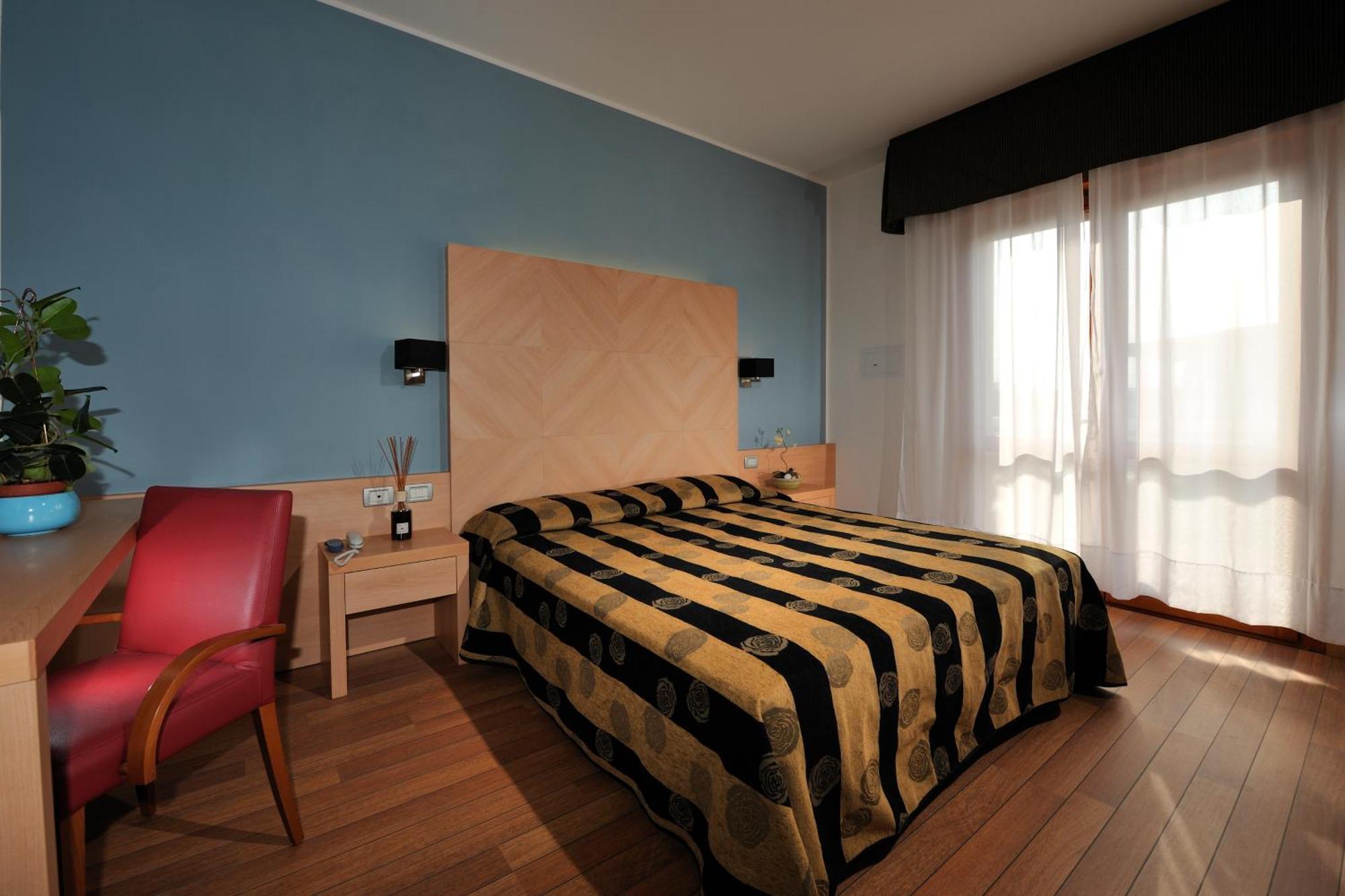 Hotel Eden Bibione Luaran gambar